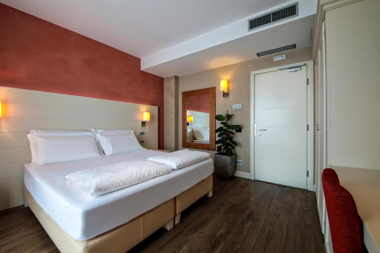 H2O Rooms Moniga del Garda Extérieur photo